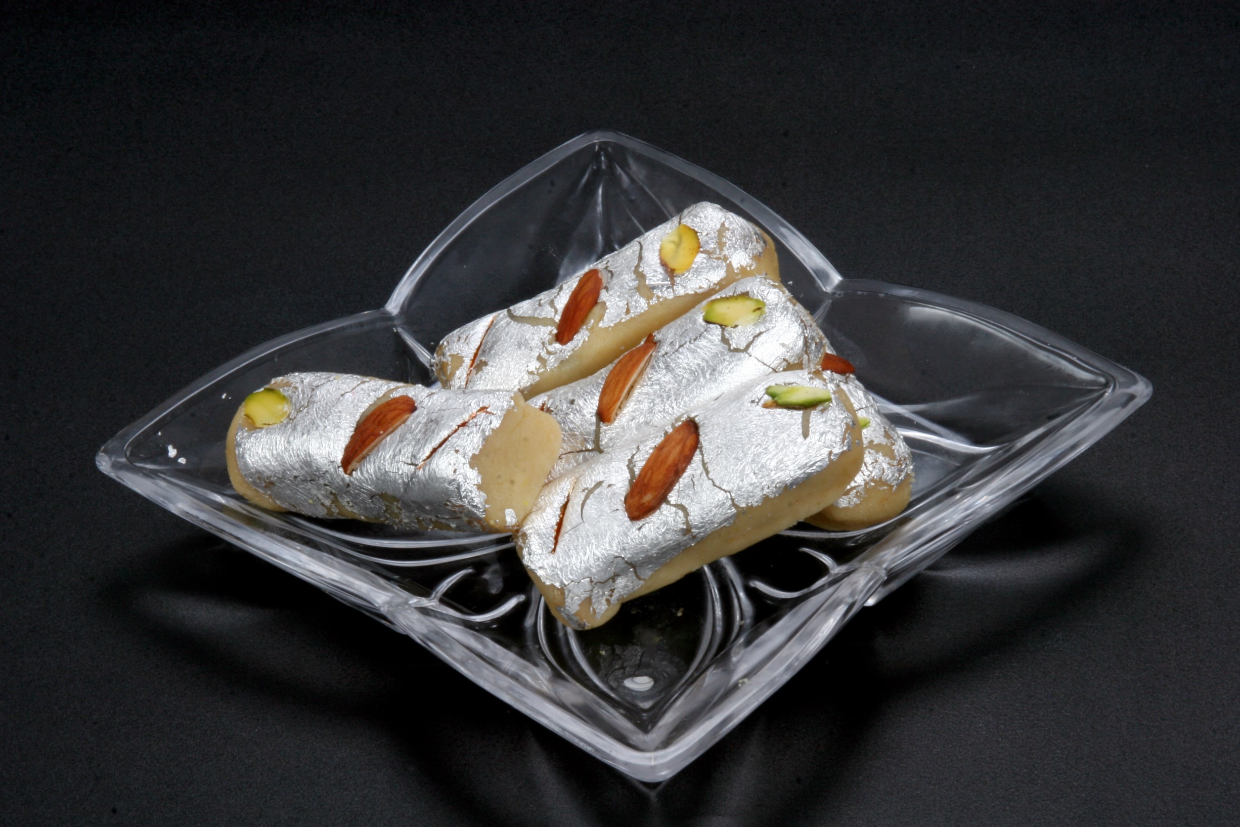 Khoya badam Roll